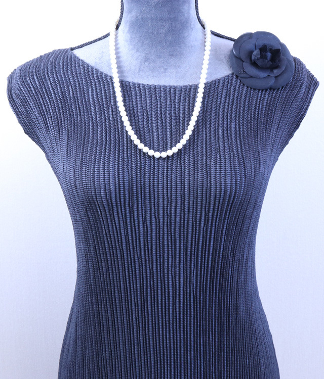 マチネ(約60cm)の長さの真珠ネックレス